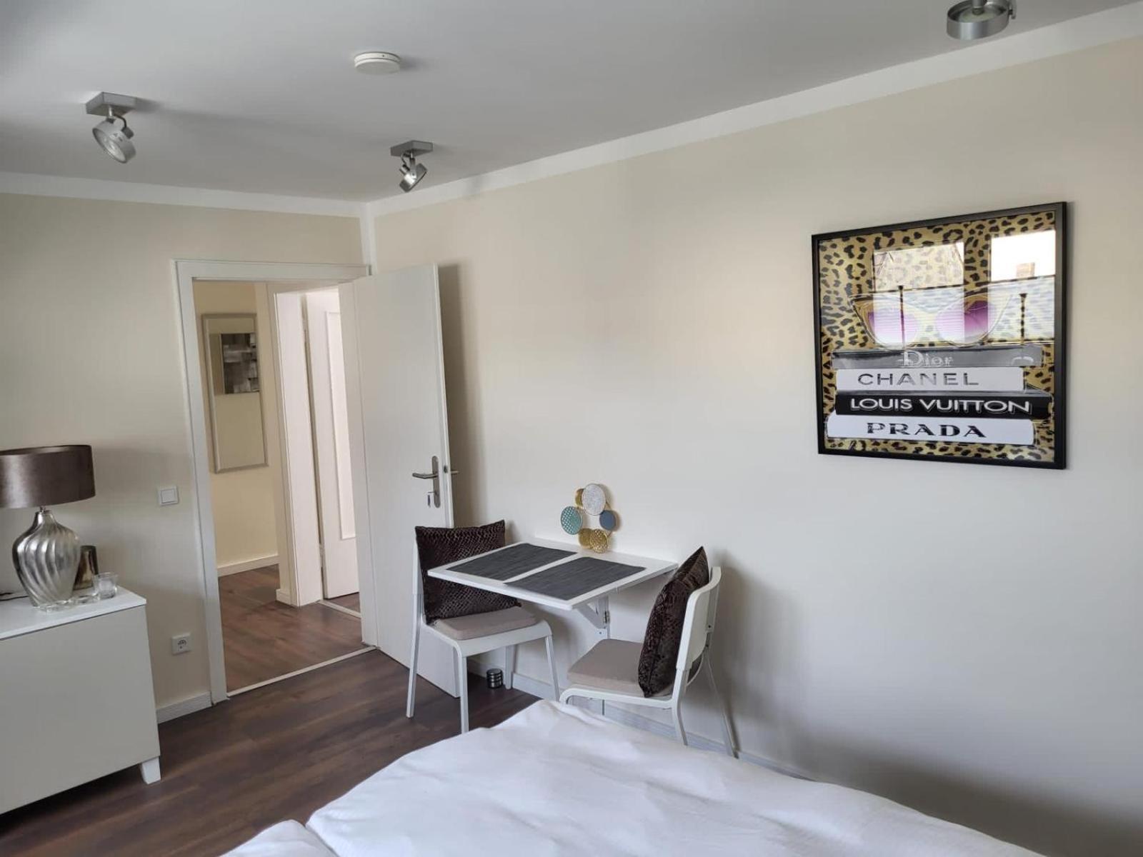 City Apartments Крефелд Екстериор снимка